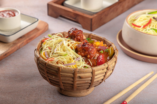 Kung Pao Chicken Combo Meal Box