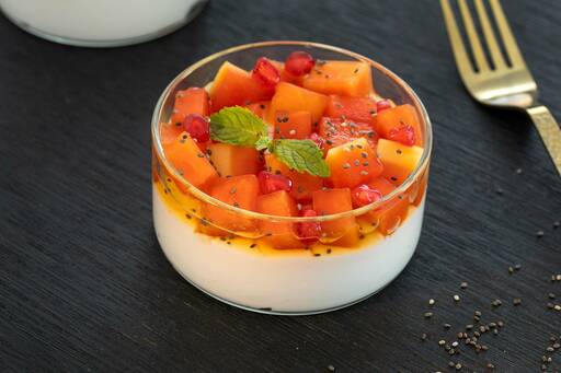 Papaya Yoghurt Parfait