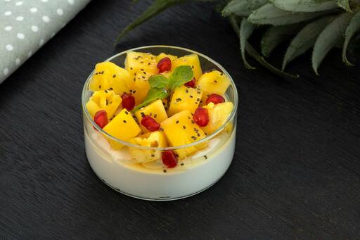 Pineapple Yoghurt Parfait