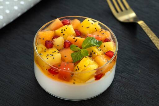 Mixed Fruit Yoghurt Parfait