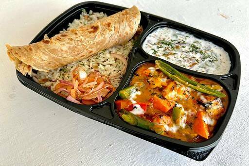 Bhuna Paneer Subz Masala Thali