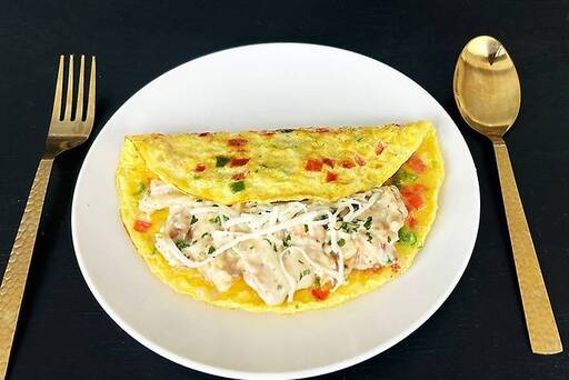 Creamy Chicken Omelette