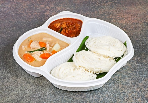 3 Pcs Idiyappam Nadan Chicken Curry With Chicken Stew