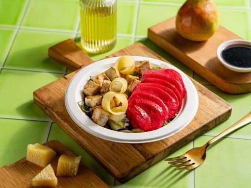 Grilled Cottage Cheese And Pear Salad