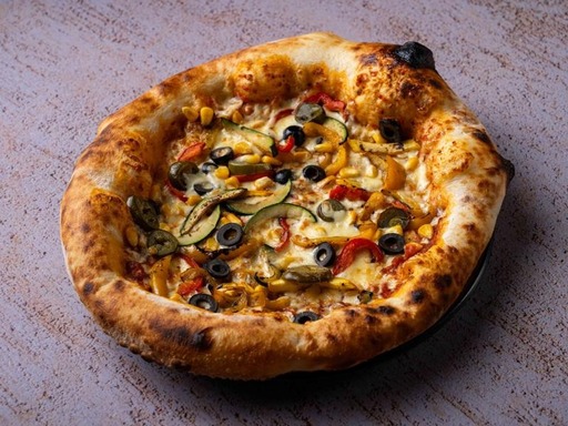 Market Vegetables & Red Cheddar Melt Pizza