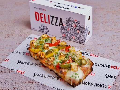 Spicy Cottage Cheese & Roasted Peppers Pocket Pizza