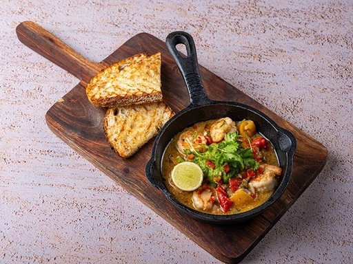 Grilled Prawns In Cilantro Garlic Chilli Butter