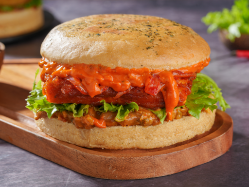 Ultimate Paneer Burger (Spicy)