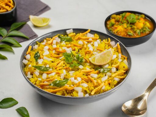 Aloo Matar Poha