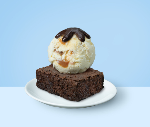 Almond Delight Sundae