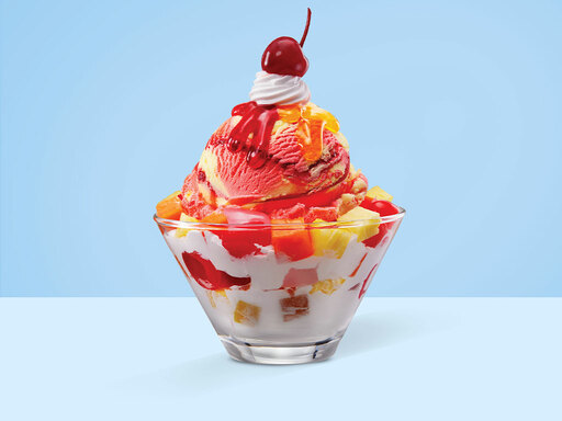 Banana N Strawberry Fruit Cream Sundae