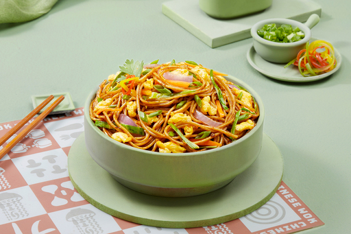 Chowmein Egg - Half (500 Ml)