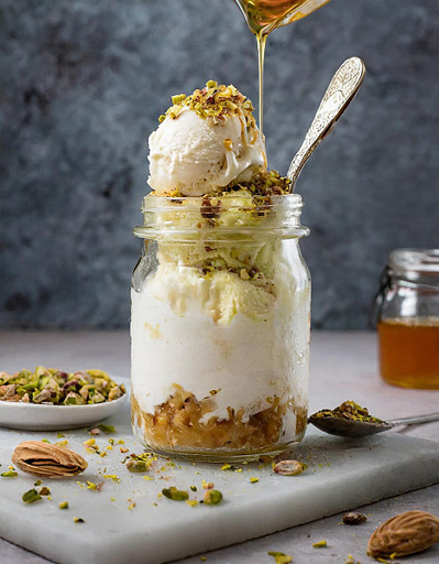 Baklava Crumble Sundae