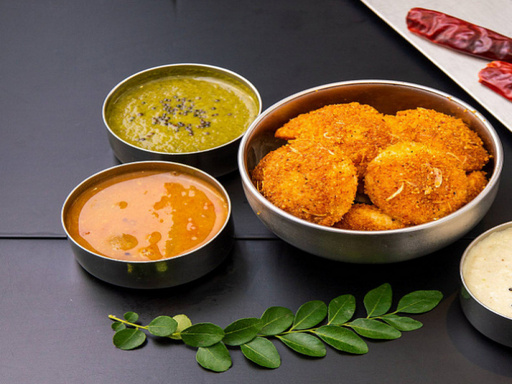 Ghee Mini Podi Idli (20 Pcs)